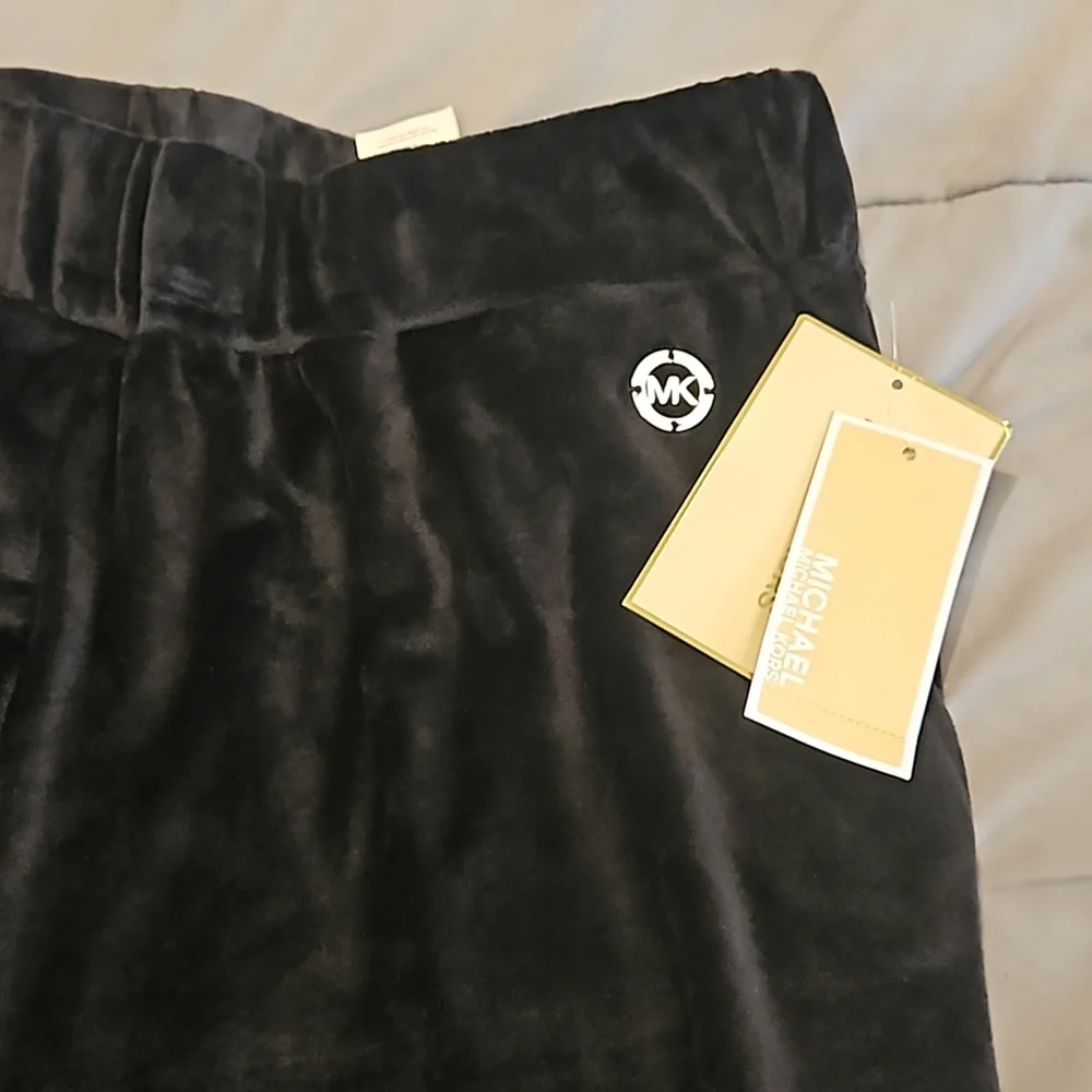 Michael Kors,NWT, Women's Black Velour Straight Leg Pull On Pants,Side Pockets,L